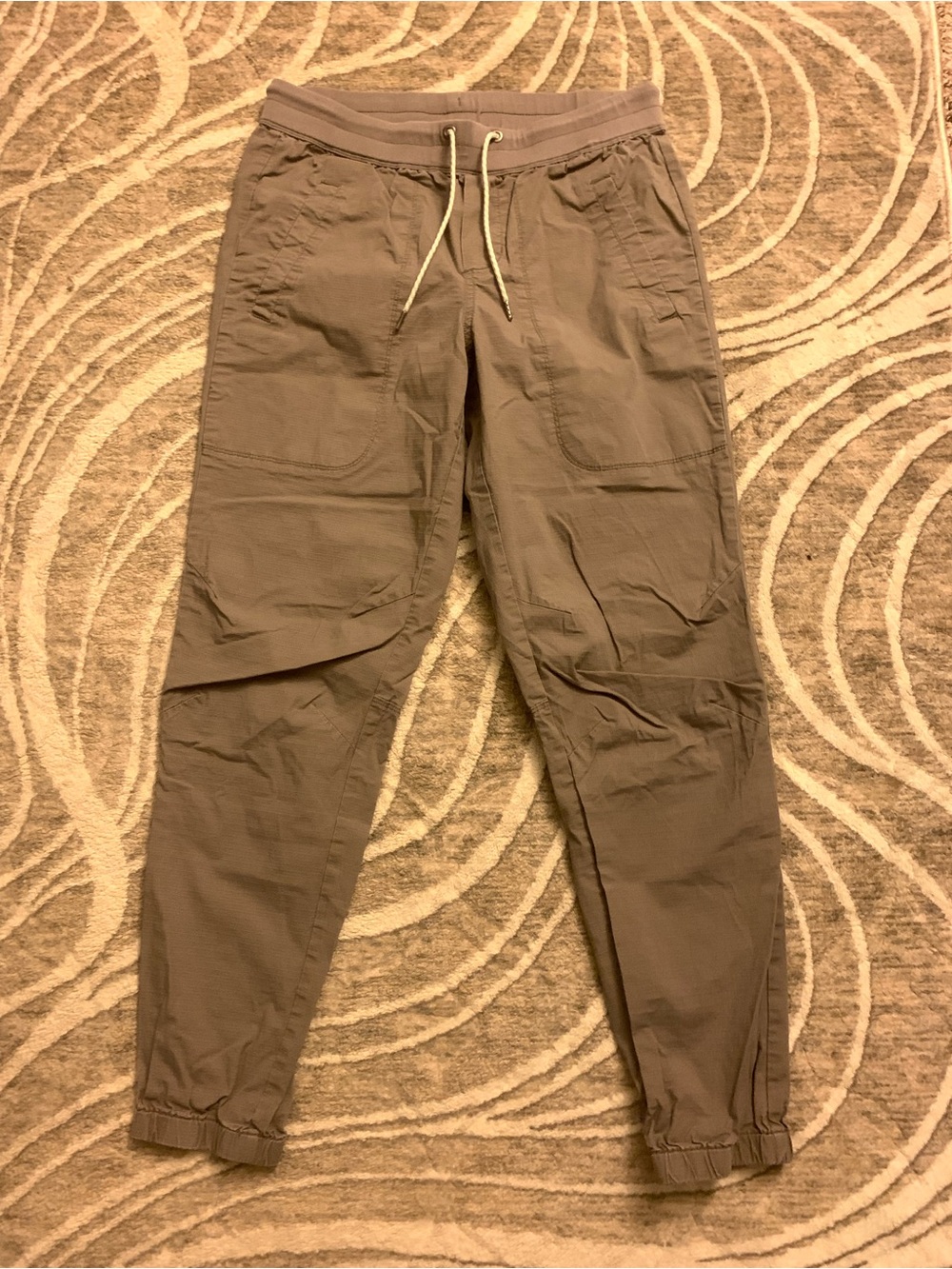 Vuori Ripstop Traveler Jogger Pants Men's Medium Taupe Organic Cotton Green